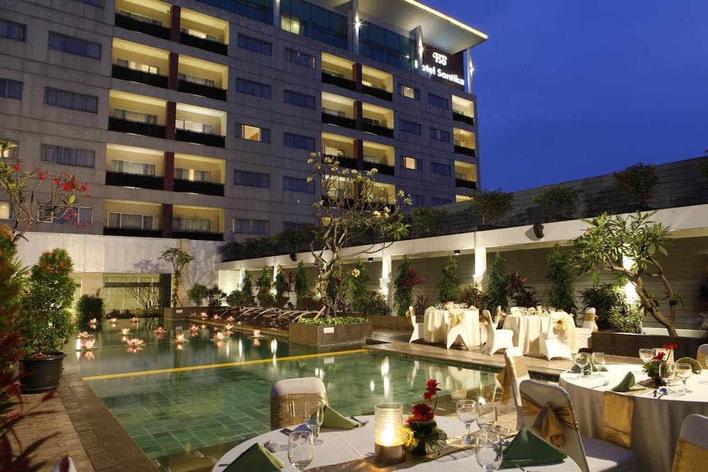 Hotel Santika Bogor Exteriör bild